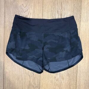 Lululemon Speed Up Short Heritage 365 Camo Deep Coal Multi